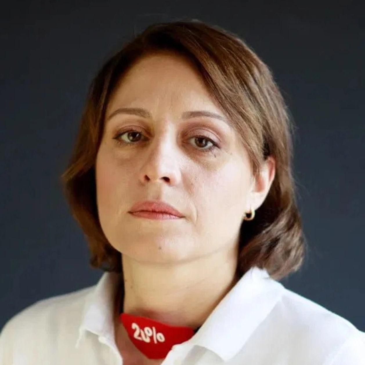 ᲔᲚᲔᲜᲔ ᲮᲝᲨᲢᲐᲠᲘᲐ