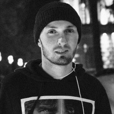 ᲘᲡᲐᲙᲝ ᲓᲔᲕᲘᲫᲔ