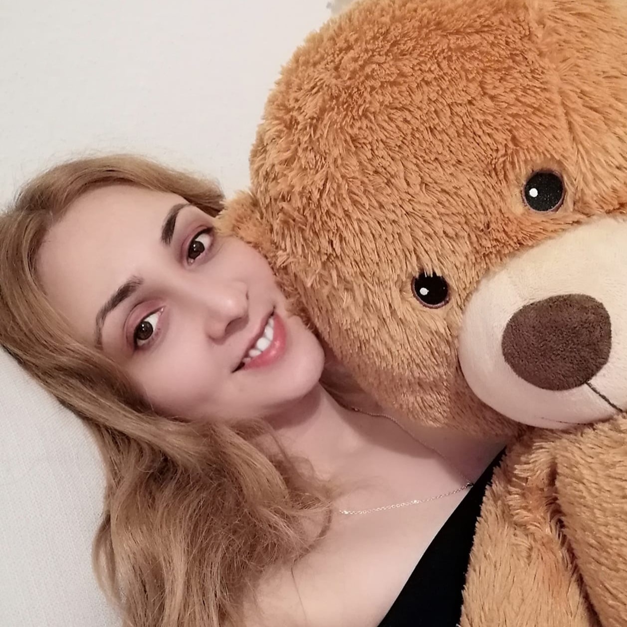 ᲜᲐᲜᲐ ᲡᲐᲜᲓᲔᲠᲘ