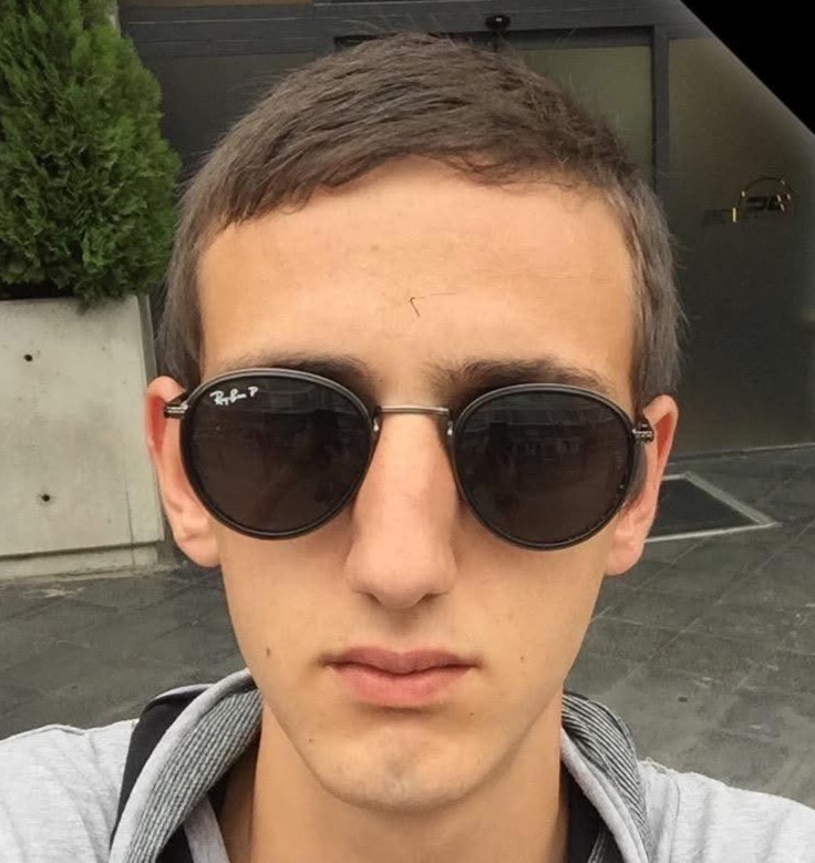 ᲡᲘᲛᲝᲜ ᲛᲐᲮᲐᲠᲐᲫᲔ